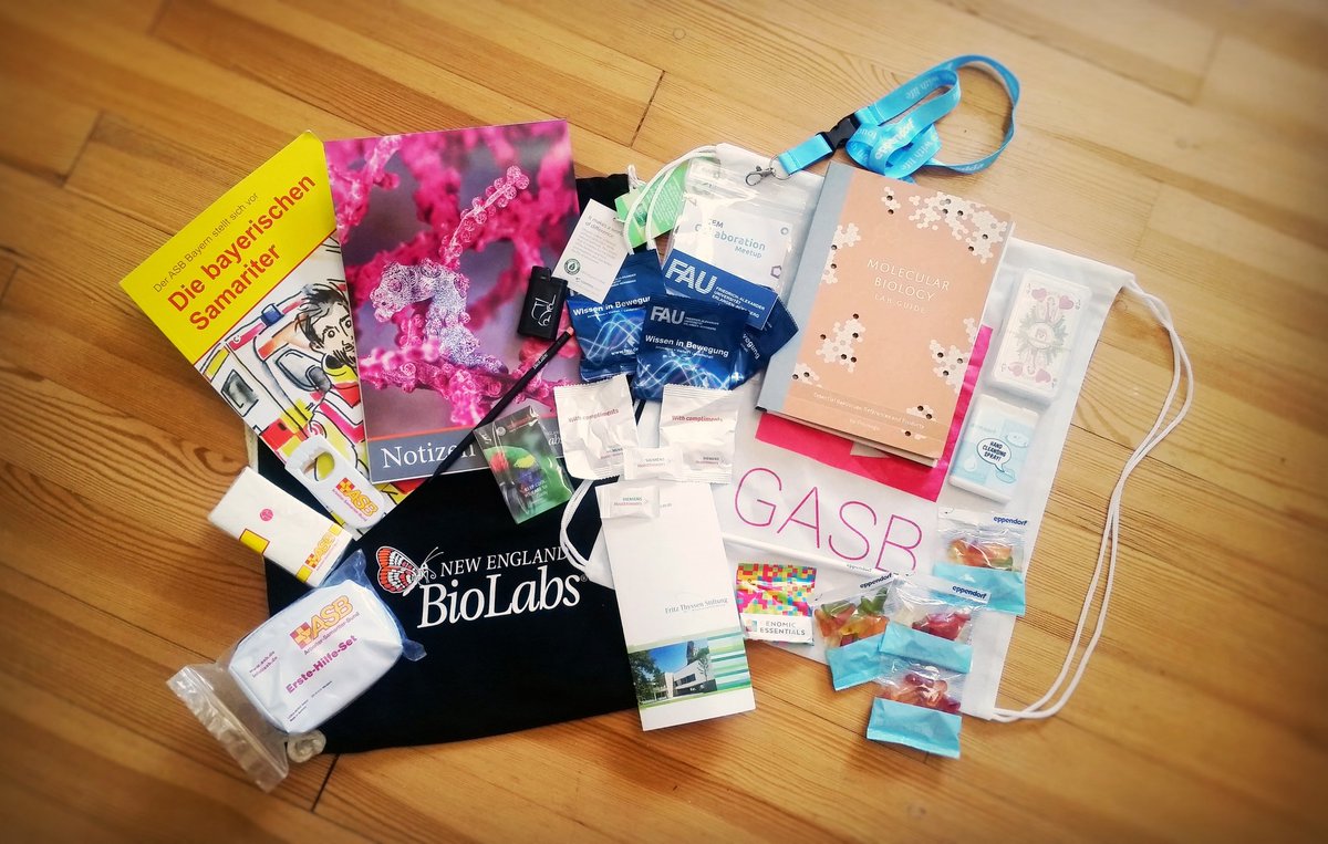 This were our goodie bags of our collaboration meetup 😎 thanks to all the sponsors @nebiolabs, <a href="/asb_de/">ASB Deutschland e.V.</a>, <a href="/promega/">Promega Corporation</a>, <a href="/UniFAU/">FAU Erlangen-Nbg</a>, <a href="/SiemensHealth/">Siemens Healthineers</a>, @Eppendorf_AG, <a href="/gasb_synbio/">GASB SynBio</a> and memmert. We are very thankful for the support!

#meetuperlangen #collaborationmeetup #igem #igem2019
