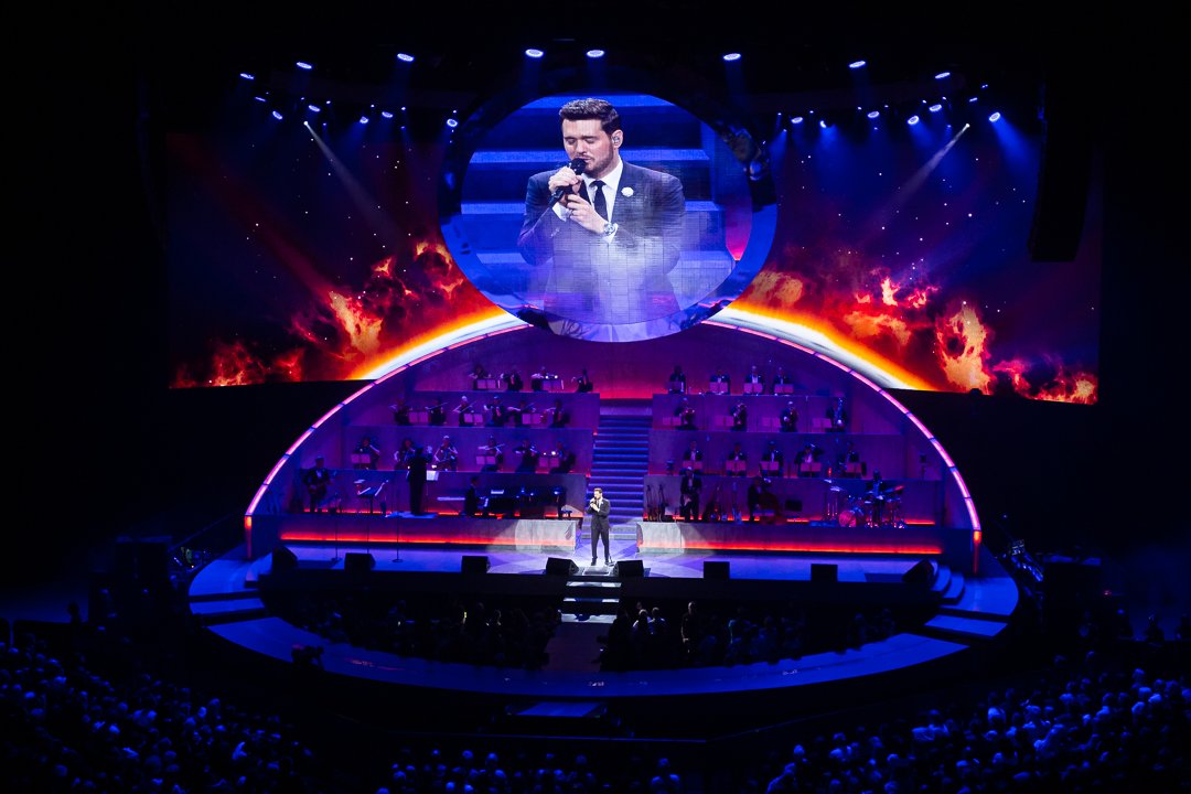 andrewbenge's tweet photo. Last night @MichaelBuble at @fdarena #gig #livemusic #concert #gigphotography #musicphotography #shotfor #redferns #gettyimages #canon #canonphotography @canonuk #liveforthestory #photooftheday #love #andrewbenge #photography #instagood #michaelbuble #leeds https://t.co/IKekTlk6el