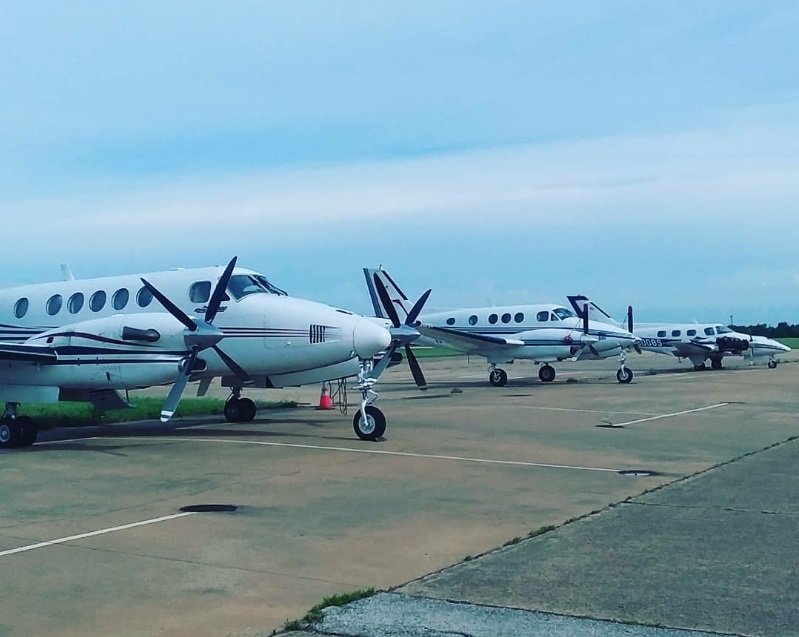 ServiceDallas's tweet image. Plane line up #DEAS #Dallas #aviation #airplane #mechanic #maintenance #luxury #Executive #flying