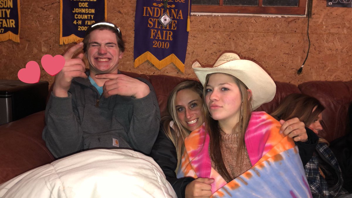 happy birthday d!!! so glad we have become closer this year! i can’t wait for more concerts this summer w u &amp; trev! hope today is the best, love you!🧡🧡