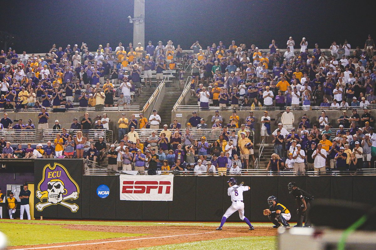 ECUBaseball's tweet photo. "It just felt like it was us and the crowd versus whoever was in the box or on the mound..." https://t.co/weE7bH6Q9P
