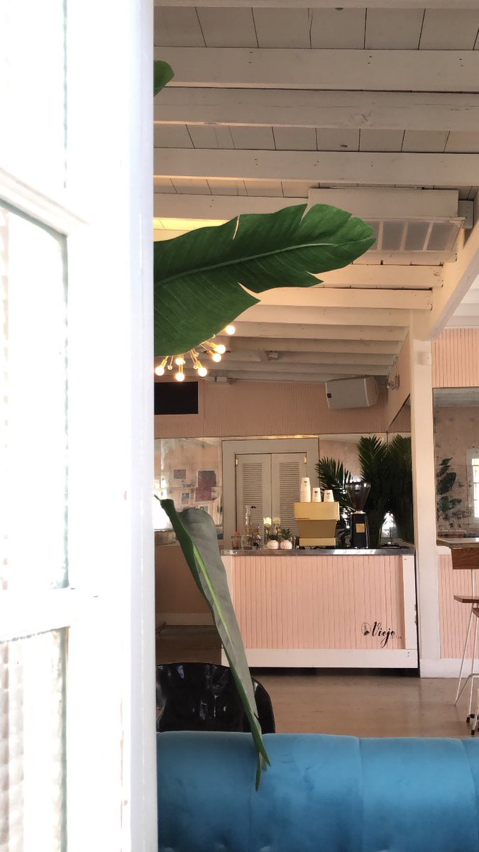 At our weekly location <a href="/lostandfoundep/">Lost & Found</a> 7am-4pm! ☕️