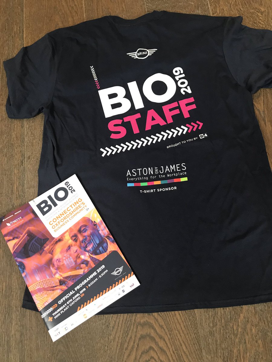 BusinessinOx's tweet photo. Thanks to @Aston_and_James for our fantastic t-shirts and to @Fine_PrintUK for our wonderful programmes https://t.co/yeTU3Dfl2a