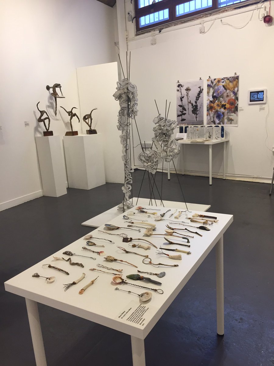 blueberrybutton's tweet photo. Gallery views from the @PrismTextiles #fragility exhibition showing @HoxtonArches Gallery until the 9th June. Lots of fabulous #textileinspired work #embroideryisart @TheEmbroidered #contemporarytextiles https://t.co/FC5qeoySgK