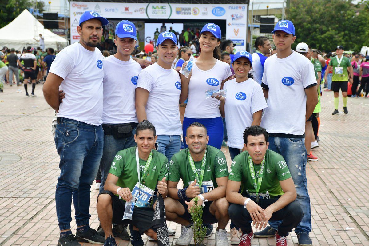 AguaNice's tweet photo. #HidratacionOficial ¡Así se vivió la segunda edición de la media maratón de Cúcuta! #MMCúcuta2019 con hidratación total para todos los corredores y deportistas! 💙🏃‍♀️🏃‍♂️⚡💦 #AguaNice 

🏡 Avenida 5 # 3 - 29 San Luis · Cúcuta
⠀⠀⠀⠀⠀⠀⠀⠀⠀
💻 https://t.co/NI27CwoQXk

#cucuta https://t.co/gCExFKEoWy