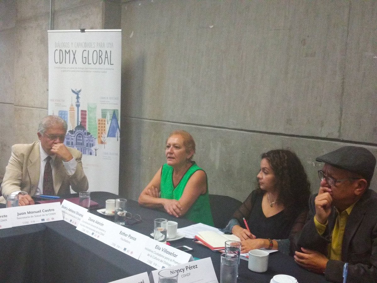 InternacCDMX's tweet photo. #EnEsteMomento llevamos a cabo la Sobremesa "#CDMXGlobal: #CiudadDeDerechos" para dialogar con representantes de la sociedad civil sobre los avances y retos de nuestra ciudad en materia de inclusión social y derechos humanos. https://t.co/rRo9qKTqSb
