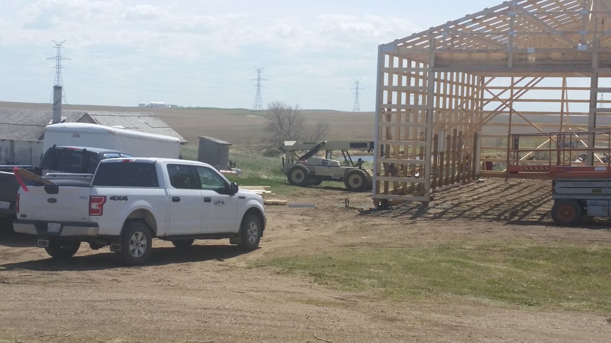 BouvetteRichard's tweet photo. Another satisfied customer with #UFAStructures leading the industry in building projects. This is the completed structure that I posted earlier on. This 42x60x16 farm shop will suit this member's needs for many years to come. At #UFAcoopertive we #GetItUFADone!! https://t.co/fArDOLflIr