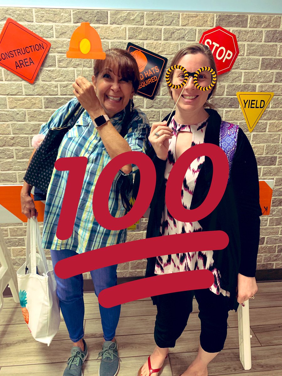 HumbleISD_ADV's tweet image. Caution: Teachers at play! Looking 💯@HumbleISD_TE #HumbleISDPOP