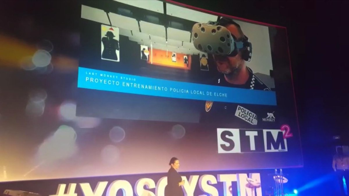 policiaelche's tweet photo. El proyecto de #RealidadVirtual en el que colaboramos fue elegido por Last Monkey Studio para abrir su #charla del pasado viernes en el Summit Tecnológico del Mediterráneo.

👉🏼 Últimos avances y la #tecnología más puntera fueron presentados en el evento.
#STM2 https://t.co/LPxZghsqcq