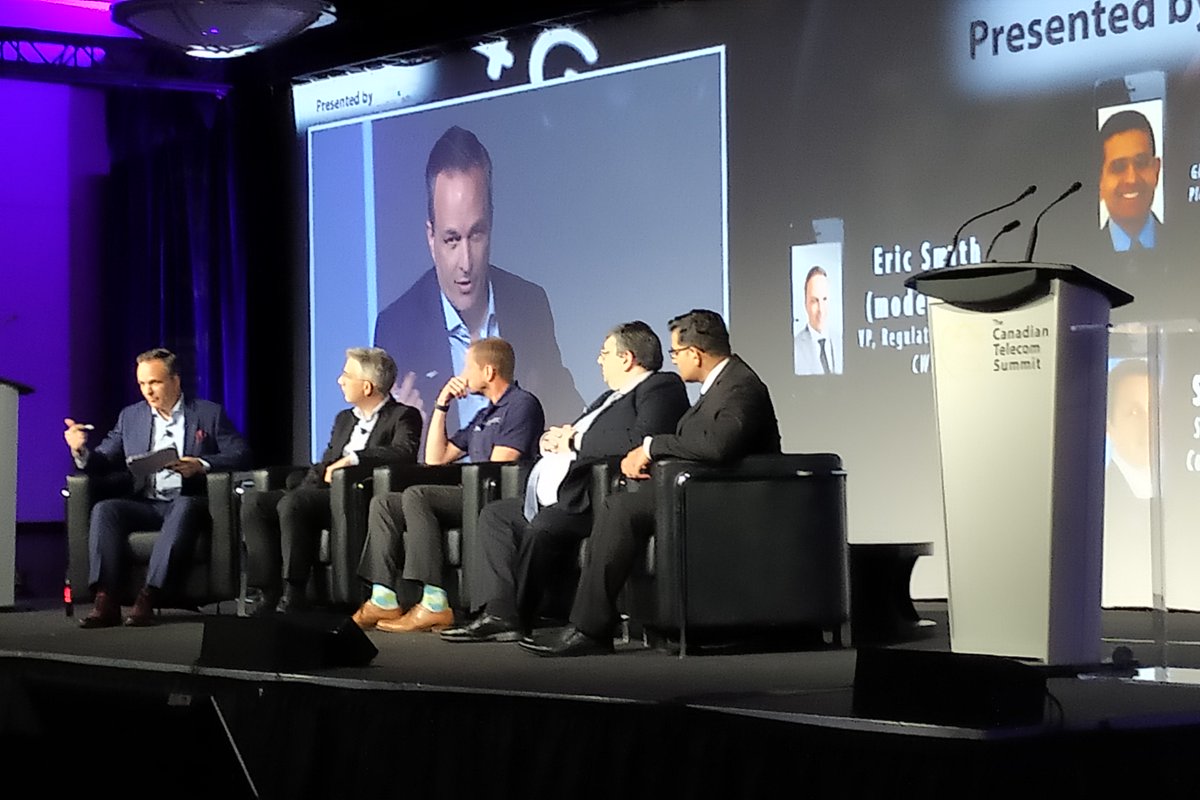 CanadaTelecoms's tweet photo. Eric Smith, VP, Regulatory Affairs at @CWTAwireless moderating the "#5G: Evolution or Revolution?" panel with industry leaders from @Rogers, @opensignal, @nokia, @Corero, and @ShawInfo at @CDN_tele. #CTS19 #CdnWireless https://t.co/cLeqQGYqBw
