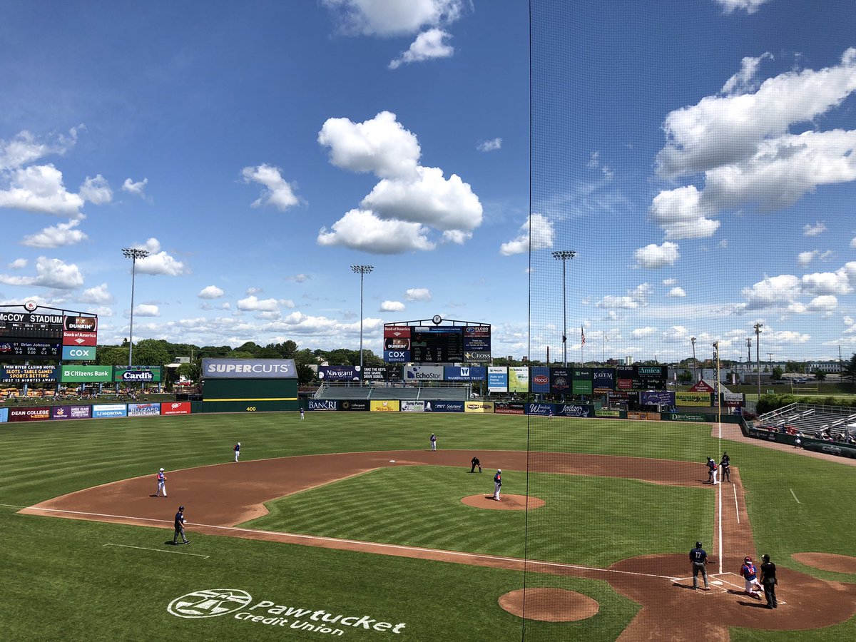 MrsKPandPALS's tweet photo. Let’s go @PawSox!!! #DHSPALS #DHS180 #EndTheYearWithAllTheFieldTrips https://t.co/Gj4maIGr5P
