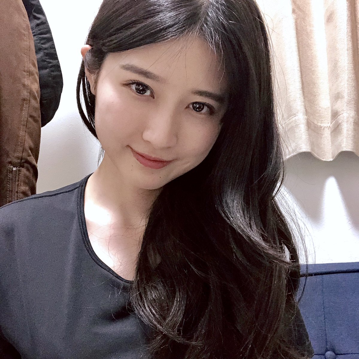 O Xrhsths 美女youtuber図鑑 Sto Twitter 美女youtuber図鑑290 可愛過ぎて見てるだけで1日の疲れがふわ と抜けていく一枚 八田エミリ みーたん さん 共感できたらイイね Hattaemily 可愛いをシェアして世界を救う 八田エミリ みーたん アシタノワダイ