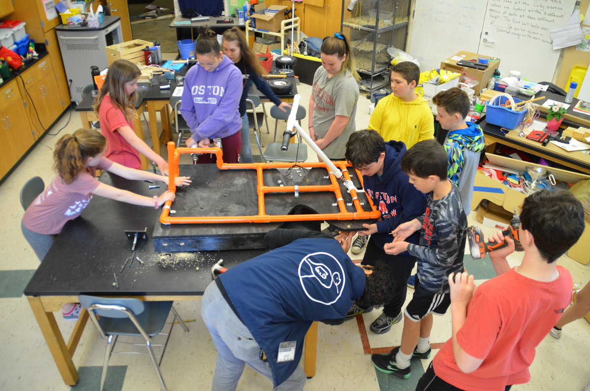 ColbyIMS's tweet image. Sixth graders at IMS building solar charged electric go karts.  PBL with a focus on sustainable energy and most importantly...engaged students in June.  @Changeissimple1 @revisionsolar @PBLWorks @NSTA @NEED_Project @SenechalSci124 @twagnerIPS