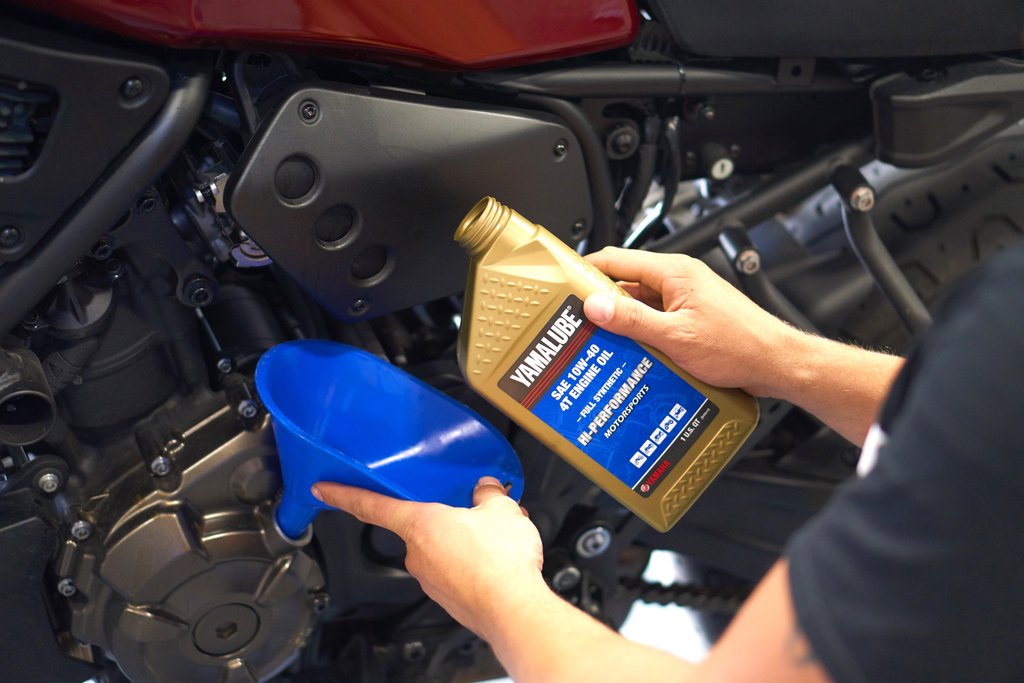 Yamalube is pleased to announce the newest addition to our family. The Hi-Performance Full Synthetic Oil, designed for everyday use, superior performance, and long-lasting protection.
yamaha.us/tYH
#Yamaha #YamalubeUSA #Yamalube #EngineOil #FullSynthetic