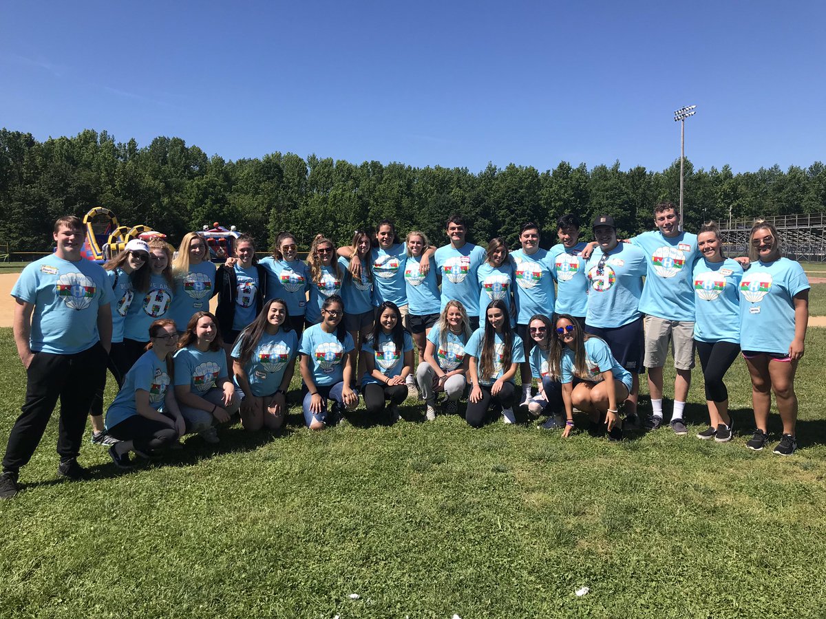 A big thank you to our amazing <a href="/HHS_PeerLeaders/">Howell HS Peer Leaders</a> for running the Rebelympics Event! #wearehowell #peerleaders #proudteacher 🏆💙🎉🧩 <a href="/HowellRebellion/">Rebellion</a> <a href="/BravermanHHS/">Jeremy Braverman-Howell HS Principal</a> <a href="/MsGregorakis/">Mrs. Gregorakis-Chrysanthou</a>