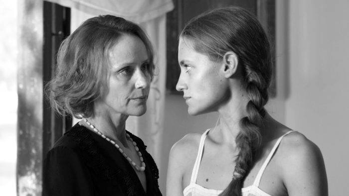 Cine Arte Normandie (@cinenormandie) on Twitter photo Hungría ha tenido una industria cinematográfica notable desde el comienzo del siglo XX.
No dejes de ver "1945", de Ferenc Török en <a href="/cinenormandie/">Cine Arte Normandie</a>🇭🇺
Revisa nuestra cartelera en: normandie.cl/cartelera/ Hungría ha tenido una industria cinematográfica notable desde el comienzo del siglo XX.
No dejes de ver "1945", de Ferenc Török en <a href="/cinenormandie/">Cine Arte Normandie</a>🇭🇺
Revisa nuestra cartelera en: normandie.cl/cartelera/