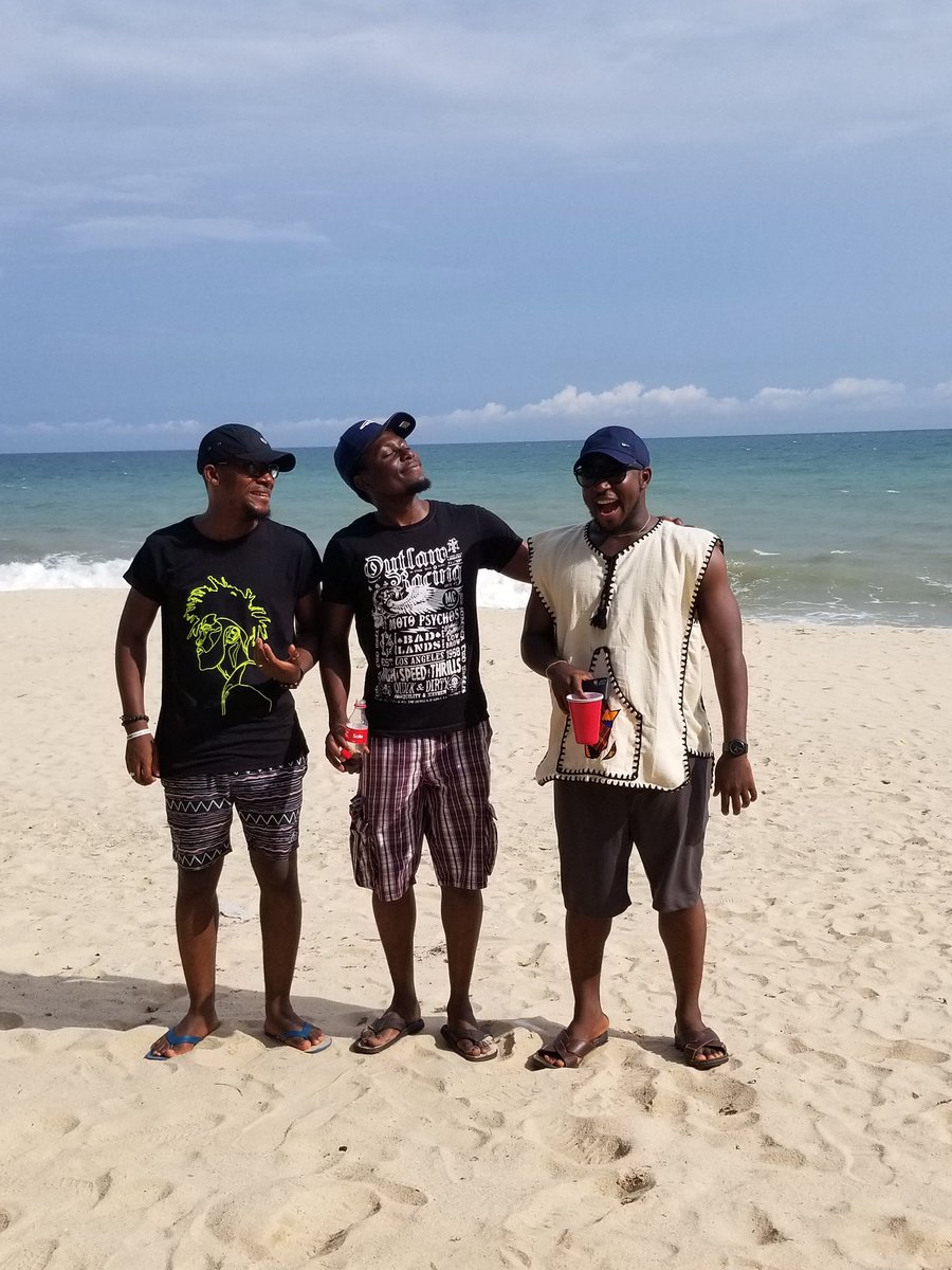 odi_hova's tweet photo. Remember to Live @jamesonwhiskey  @JamesonNGR https://t.co/GalfHAoEPE