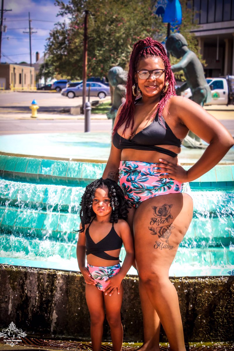 ScreamSomalia's tweet photo. Someone said mommy and me swimsuits? Where? 
https://t.co/L9phy0h9Tb https://t.co/IH2TWfEQxj