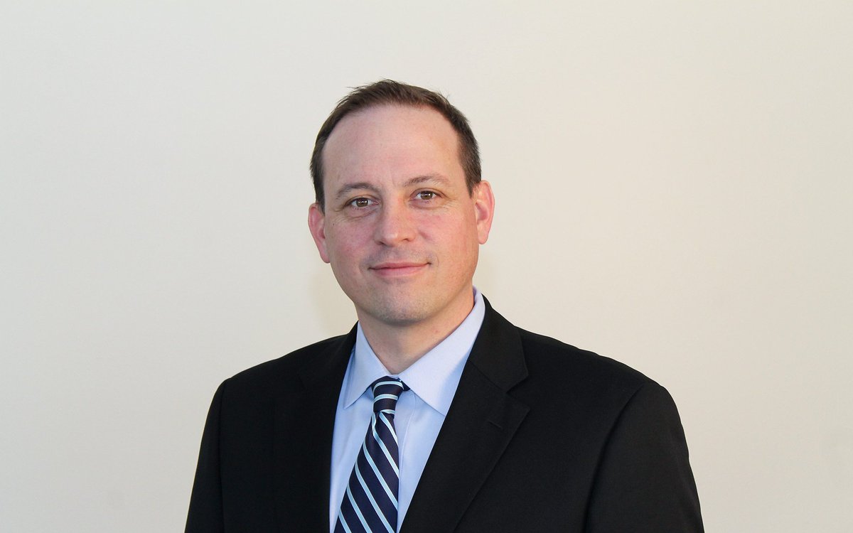 DeltaDentalMI's tweet image. Can a Delta Dental contender take home the title of #DapperDad two years in a row? They can if you cast your vote by 5 p.m. tomorrow! Let's keep our contestant, Dan Lovejoy, at the top of the leaderboard. bit.ly/2Wp0Lss