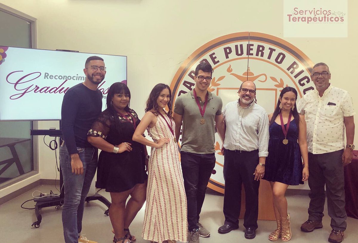 STerapeuticos's tweet photo. #UPRH | Felicitamos a todos los graduandos atletas y agrupaciones artísticas.  Actividad de reconocimiento del Decanato de Asuntos Estudiantiles.

#YoSoyBúho
#UPRHGrad19 https://t.co/uxr329I8Ho