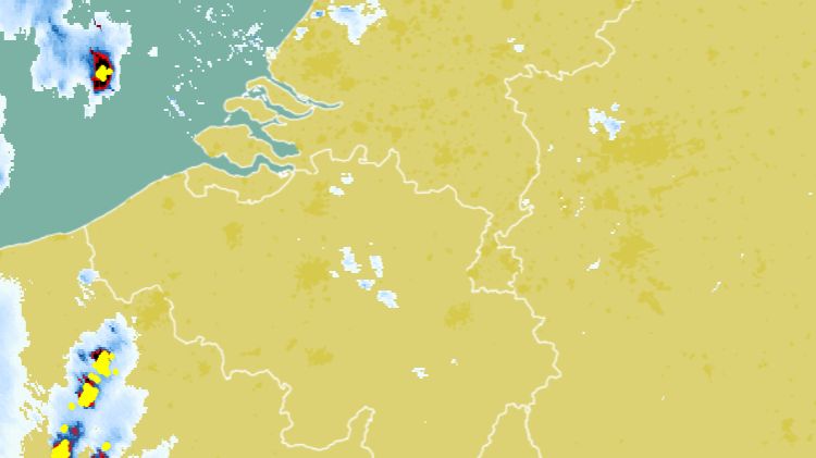 De buien zijn bijna bij België en verplaatsen snel. Wanneer het onweer over de Randstad trekt is de avondspits al flink op zijn retour. #codeoranje