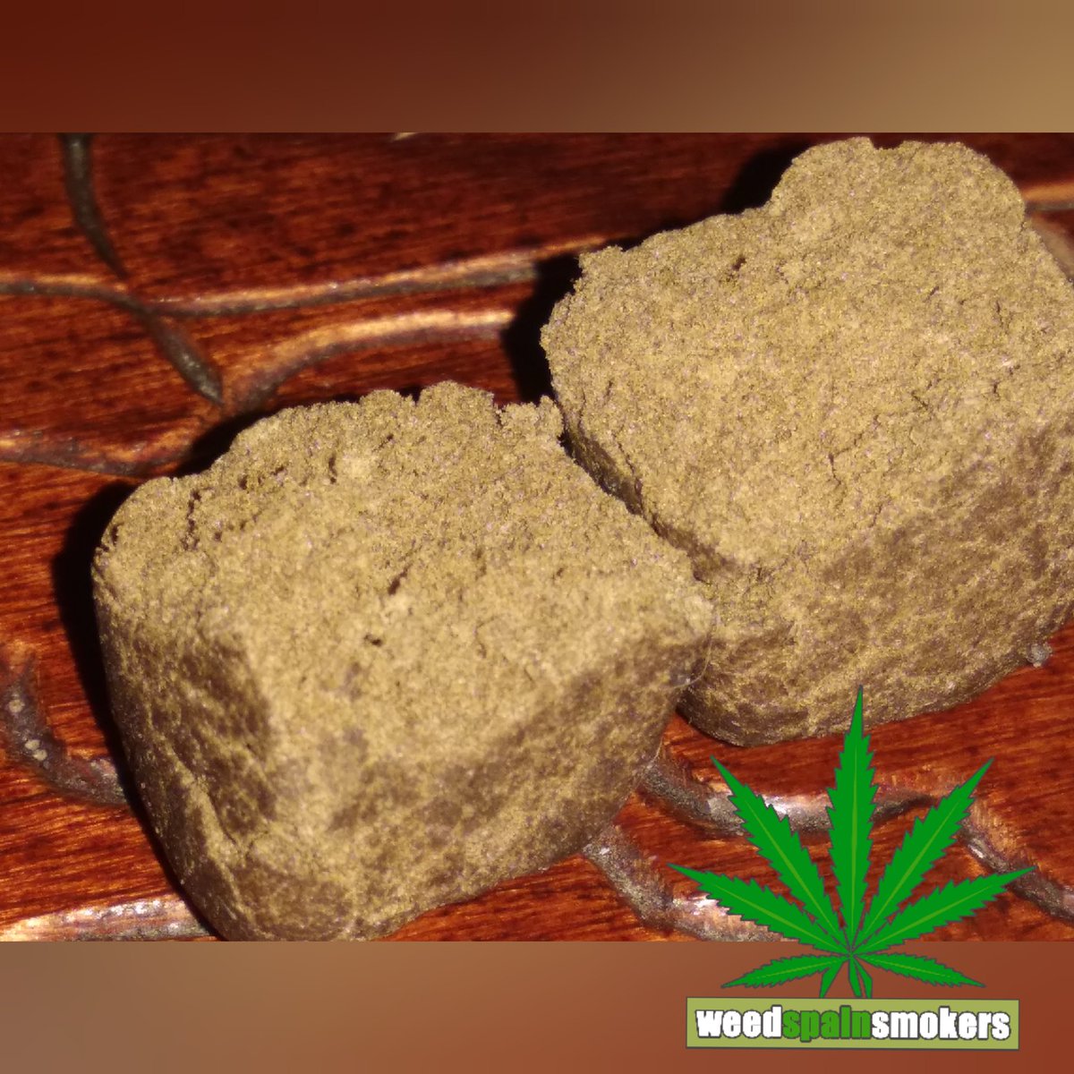 weedspainsmoker's tweet photo. #hash #hachis #hashporn #24kgold #calidad #tangie #amazing #dank #highlife #cannabis #instagramos #recettesalee #recettefacile #recettefatisserie #weedstagram #joint #weed #wakenbake #weedspainsmokers #420life #marijuana #marihuana #instapucon #instaweed #dab #bho #like4like https://t.co/SXCJ6nIPsc