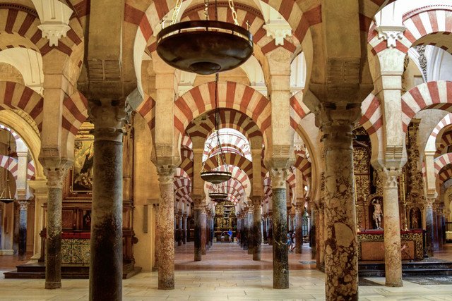 5 Reasons Why Cordoba Is My Favourite Place in Andalusia, Spain travelsewhere.net/cordoba-spain/ #travel #wanderlust <a href="/Spain/">Spain</a>
