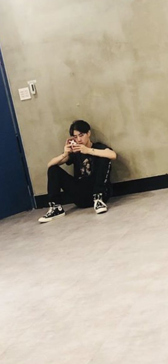 ™알파카 김 ⁷ ⤾·˚ ༘ ◡̈ tweet media
