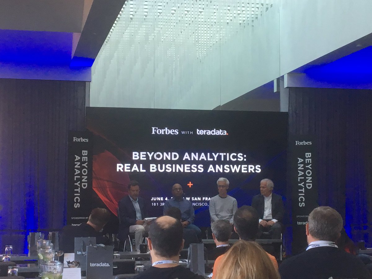 EF129204's tweet photo. Schwab, Intuit and LinkedIn Execs discuss digital transformation strategies using analytics #Forbes #beyond analytics #invest in answers https://t.co/iVMhUwXFnl