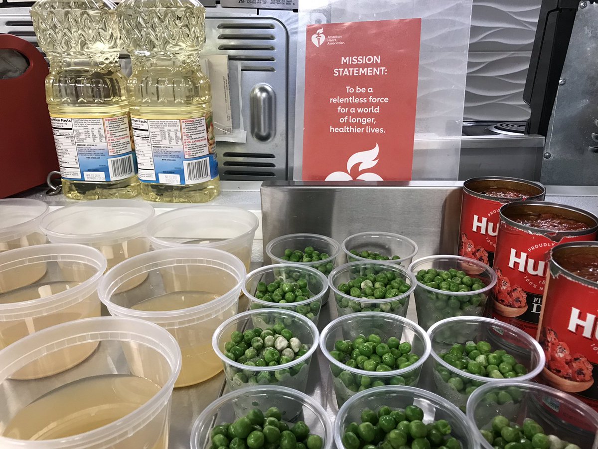 CCUSA is at the American Heart Association Hands-on Kitchen Class! 

Thanks to Americorps, 7 Catholic Charities agencies are participating in nutrition education training hosted by American Heart Association in Baltimore. #SimpleCookingWithHeart @BaltimoreHeartKitchen