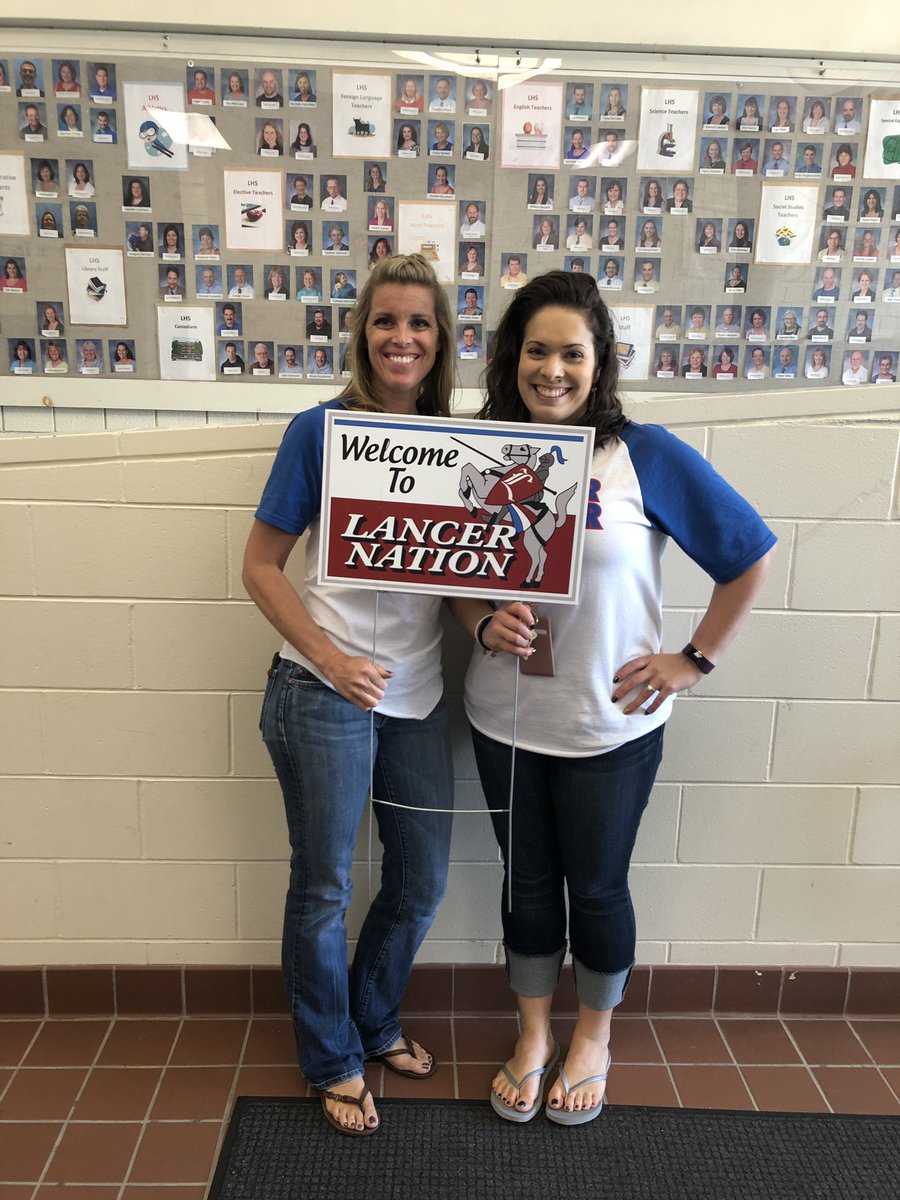 Londonderry_lhs's tweet image. Your LHS Class of 2023 Advisors...👍🏻.