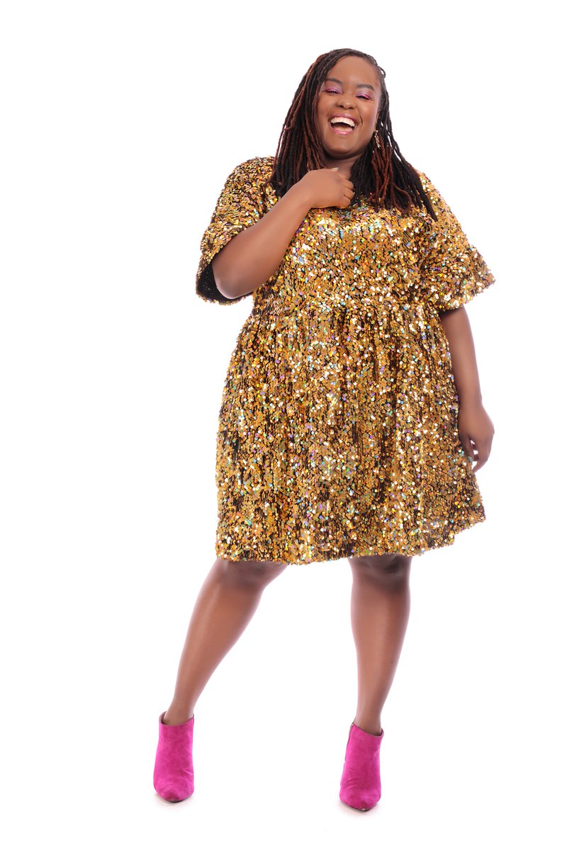 Mercedesblch's tweet photo. What.. 2 colours and 2 styles in #sustainable #sequins #upcycled from #surplus markets. Stitched in our #ethicalfactory . One line now in sizes 10 - 24. 🥰😍 https://t.co/JTGFLtjagV