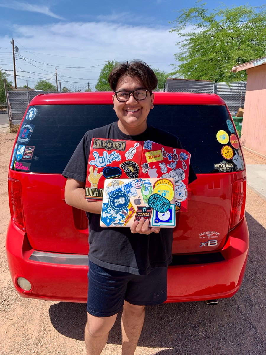 yaelito231's tweet photo. Alright, let's give this a freaking shot!!!!
#dutchaddict
#dutchbros
#arianagrande
#mydbstickers
#nottryingtoflex https://t.co/N2tFzKB5Lq