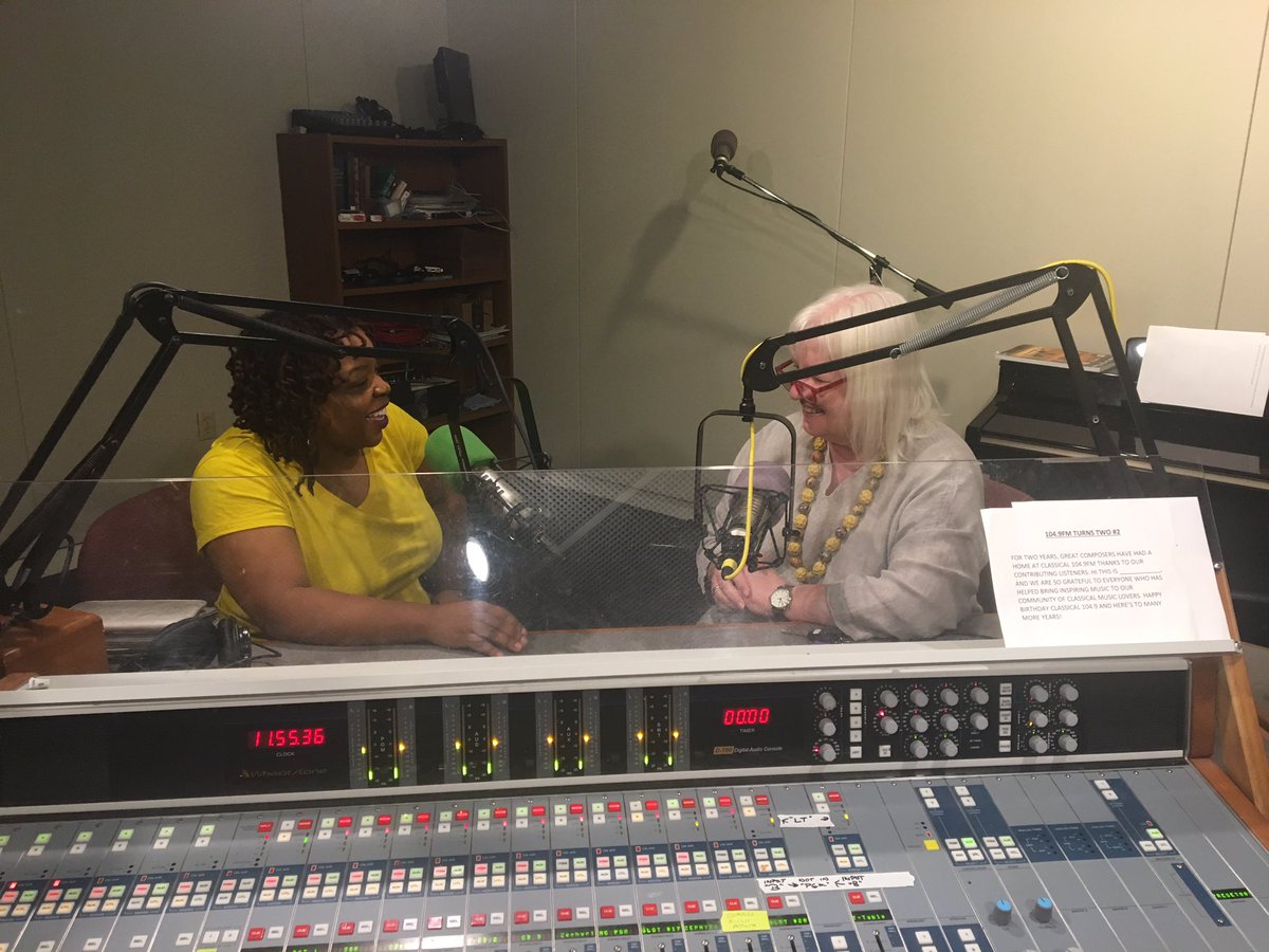 nolapworg's tweet photo. Our Lit Coordinator @khdpoetry spent part of the morning talking with @WWNO’s Susan Larson of The Reading Life. #NewOrleans #NOLA #writinginNOLA https://t.co/B3E9Ps3bBO
