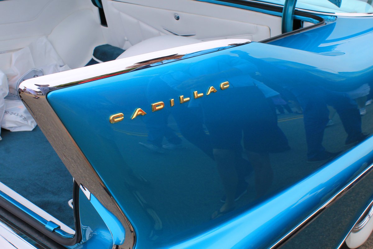 OriginalParts's tweet photo. Check out some photos from the Seal Beach Classic Car Show in April on the #OPGIBlog
https://t.co/1b6z6lq51s
#ClassicCarShow #SealBeachClassicCarShow2019 #OPGI #MuscleCars #ClassicCars #Chevy #Cadillac #Pontiac #Oldsmobile #Buick https://t.co/BtUVJF7m8j