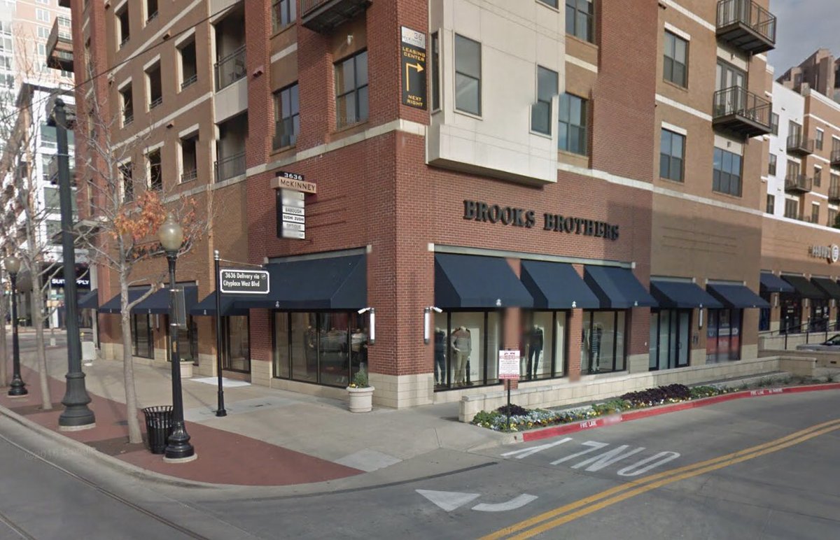 JasonVillalba's tweet photo. Witnessed my first merchandise grab and walk theft today in Uptown at this Brooks Brothers at 1:30 pm. No one was hurt but hundred of dollars of merchandise were lost. To candidates who don’t think a spike in crime is worthy of proper discourse, please reconsider. #ForDallas https://t.co/z0c43p9JQq