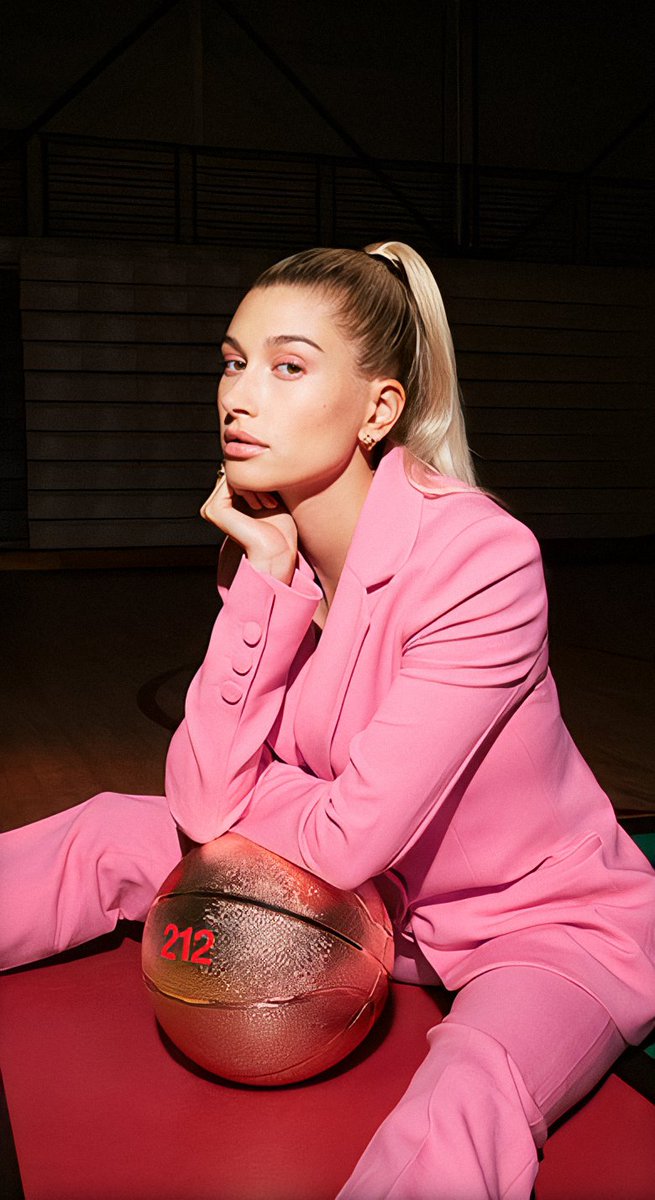 Hailey Bieber Updates On Twitter Hailey Bieber For