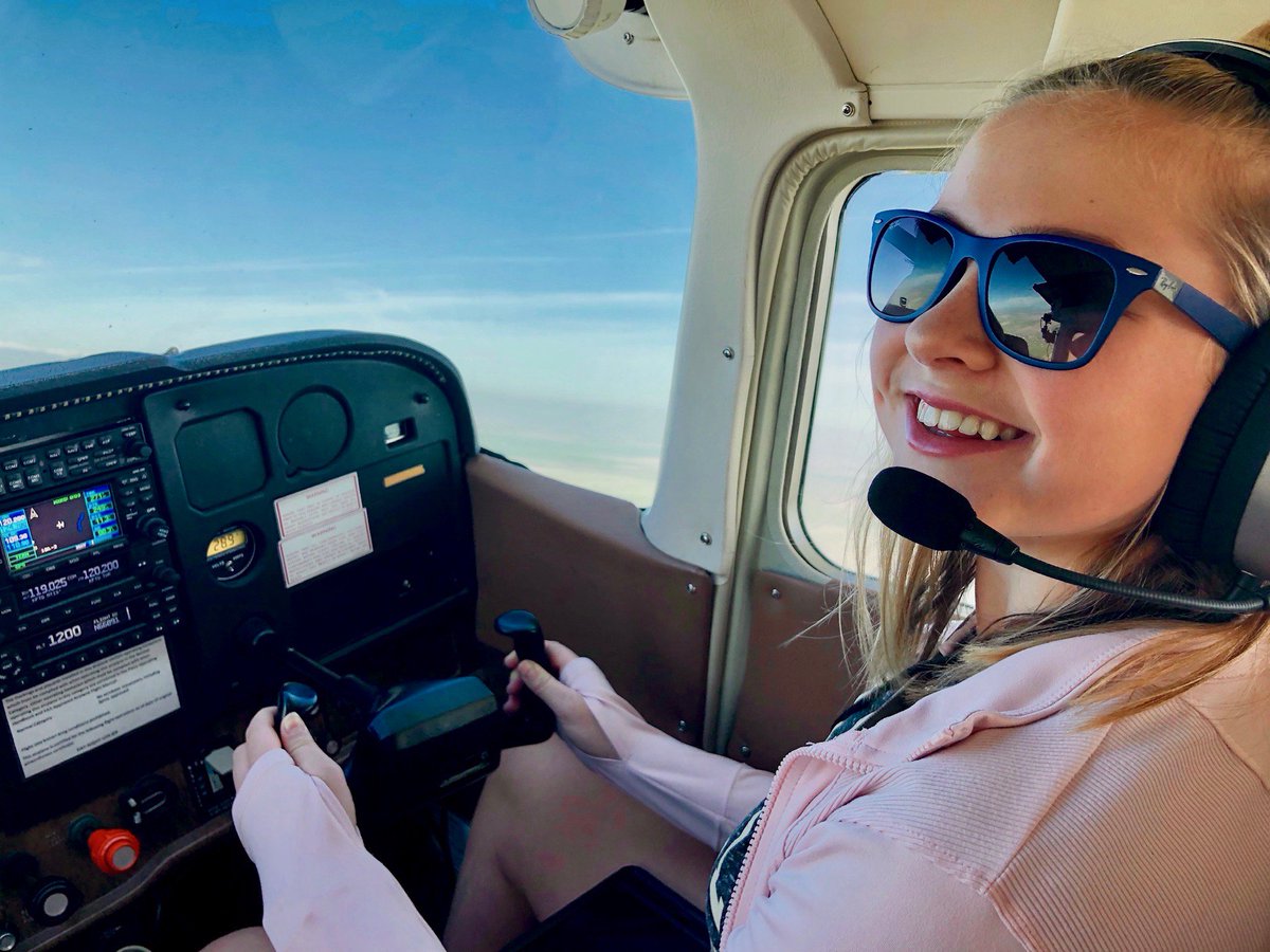 ColoradoAV8R's tweet photo. Enjoyed a great flight with my kiddo last weekend- coaching her through some basic PPL maneuvers!  Hope her interest in possibly pursuing a piloting career continues!  #genav  #avgeek https://t.co/Qjzr9p5RCo