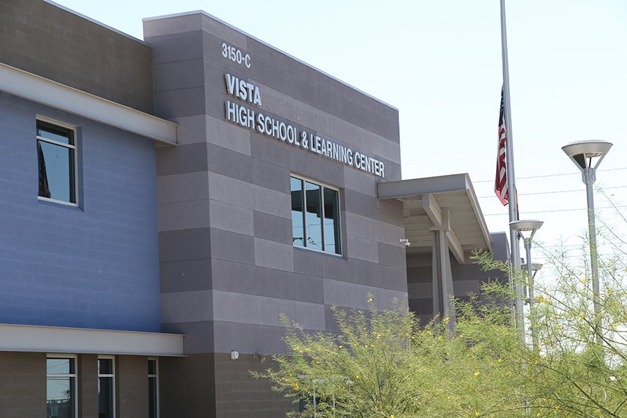 YUHSD's tweet photo. Vista's new signage is up. #VHSLobos https://t.co/SJW1PErHaP