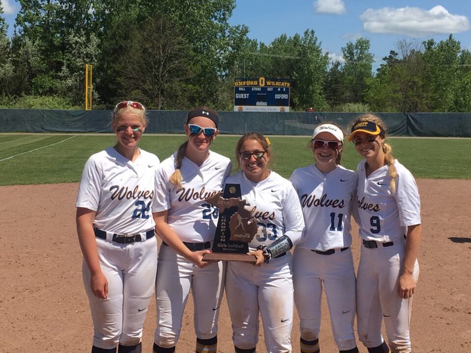 Anna Skvarce tweet media