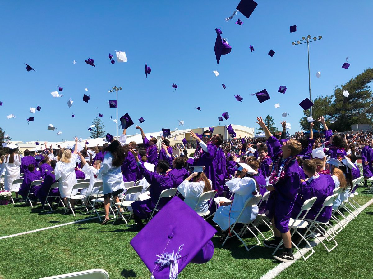 Petk12schools's tweet photo. Congratulations to the Class of 2019! We are so proud of all of our graduates from Casa Grande, Petaluma High, San Antonio High, Valley Oaks, Sonoma Mountain High, Carpe Diem High, and the Petaluma Adult School. Best wishes to all! 🎓🎉 #Petk12 #Petk12Proud #ClassOf2019 https://t.co/BopfyjE1xM