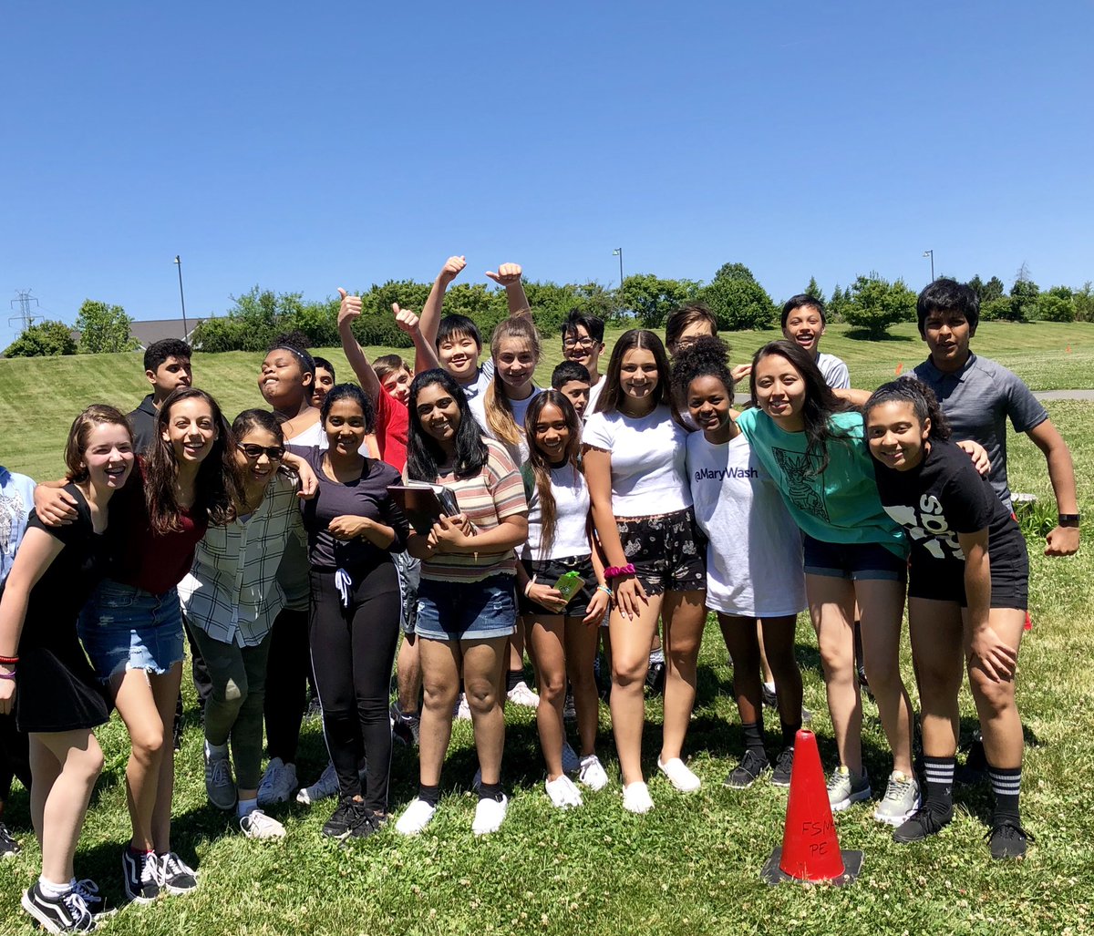 FarmwellPE's tweet photo. @LCPSFarmwell 8th grade students walked the “ISS” and logged their steps! Average stopes to walk around was 422 steps!💫🌟⭐️✨
Great job!#FSMSSpaceDay @ARISS_status https://t.co/yBzwmIsXlp