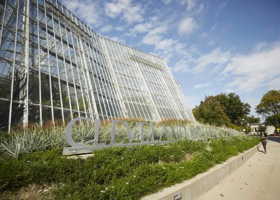 2020LHSClass's tweet image. NEXT YEAR’S Lakewood High School prom will take place on May 16th, 2020 at the Cleveland Botanical Gardens! See you there!