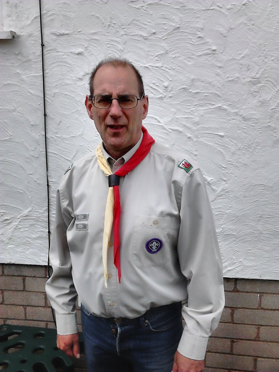 ScoutsCymru's tweet photo. When asked what three words best describes volunteering, Russell Williams of @clwydscouts said 'Keeps you active!” - volunteering is a great way to keep yourself active, learn new skills and support your community all while inspiring the next generation! https://t.co/eKlOjKHfW3 https://t.co/wNVjGQ9U7H
