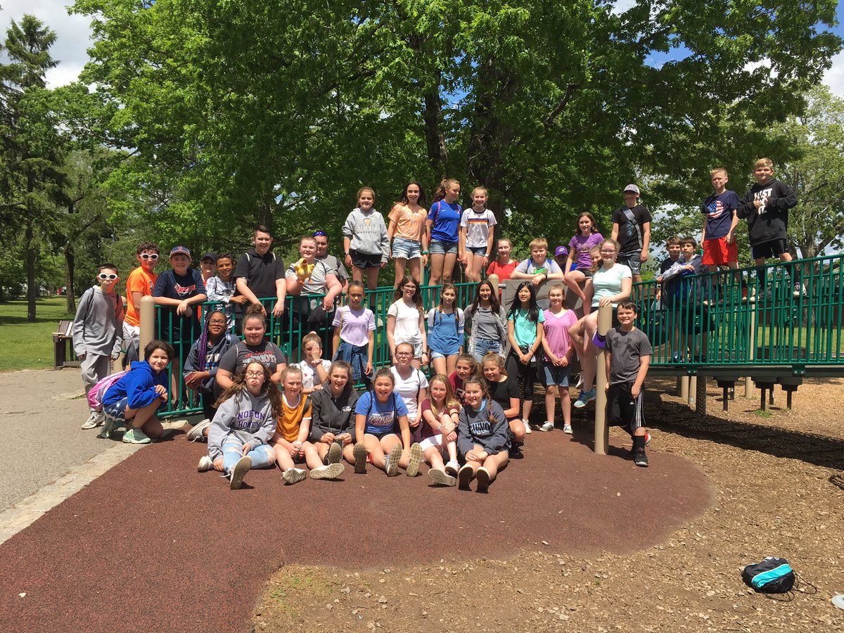 MrsWeiseFMS's tweet image. And final fun for 6P - at Buttonwoods Park Zoo! #NMSLancerLead #NPSPride