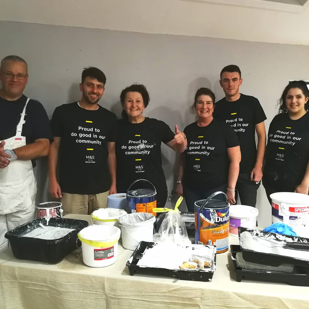 Wythnos Gwirfoddolwyr ✨
Volunteers from Kettle Club, Ven's Shed, Food Coop, plus our volunteer graphic designer, joined <a href="/marksandspencer/">M&S</a> #BroughtonPark for a day of volunteering for #VolunteersWeek at <a href="/TheVenture78/">Y Fenter C.P.I.  | The Venture I.C.C.</a>! Diolch yn fawr 👏🏼
#TimeWellSpent #Wrecsam #Wrexham