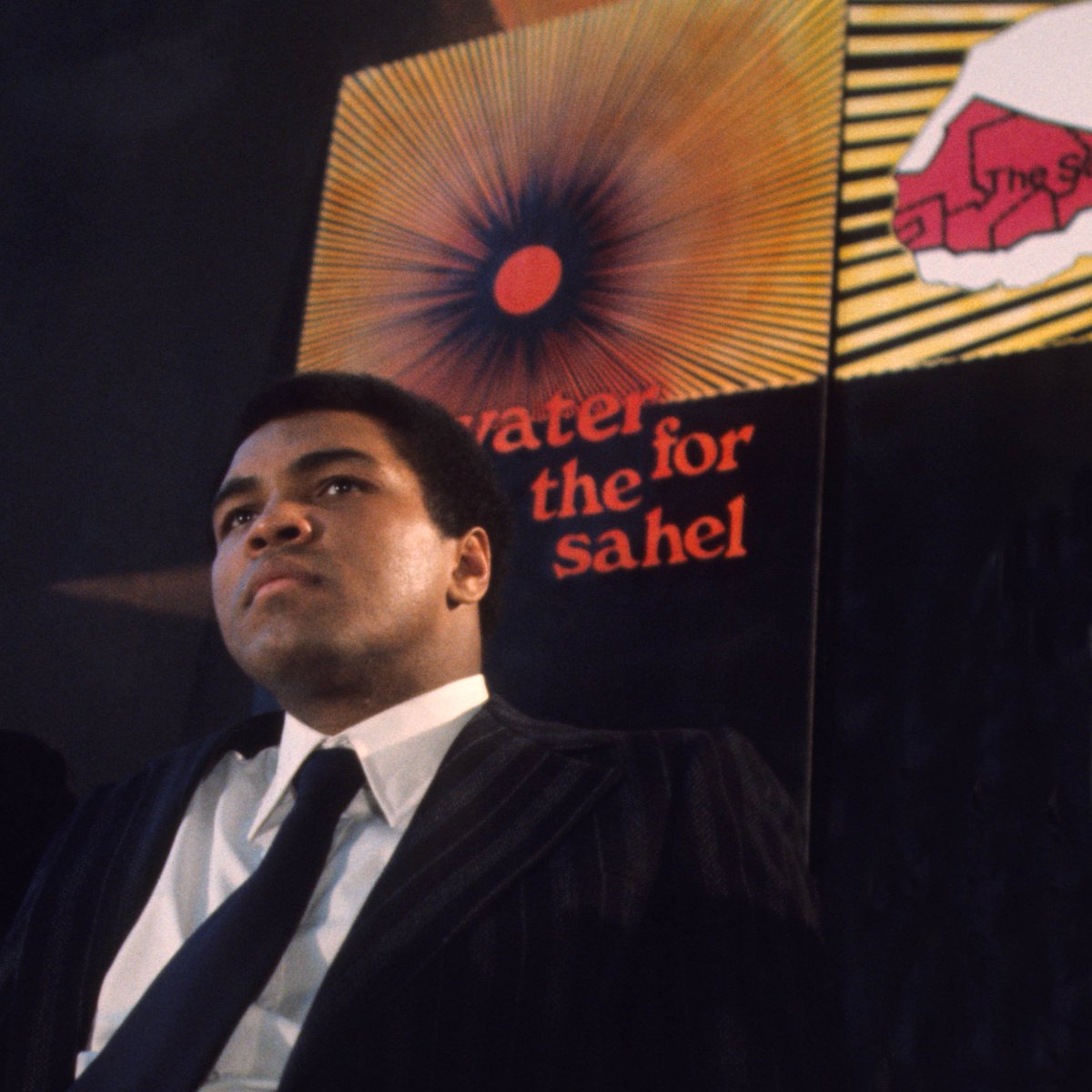 “My goal was to be the heavy weight champion, and besides all the money and the fame, do all I can to help other people.” - #MuhammadAli #GOAT #AliWeek