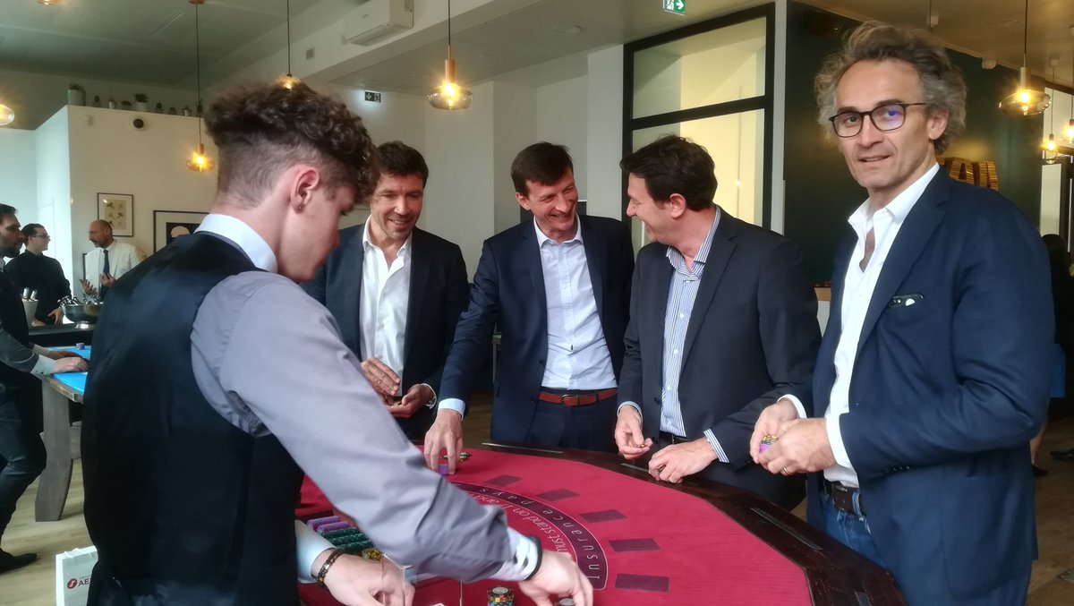 ceciledeprez84's tweet photo. Ambiance casino à l'afterwork @GroupeAesio https://t.co/az6I8OocyO