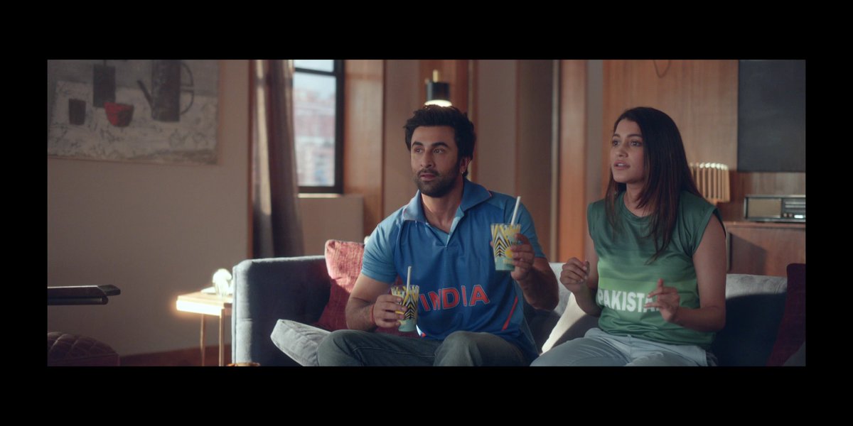 RanbirKUniverse's tweet photo. New TVC (1)

Ranbir Kapoor in new TVC for Wild Stone.

Watch it here

https://t.co/8okoF4kgMm https://t.co/1vnbLQ4AL0