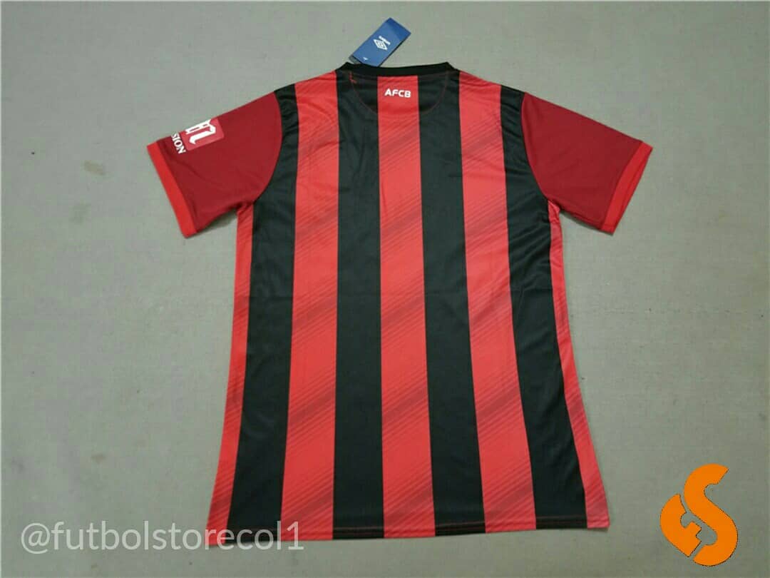 FutbolStorecol's tweet photo. ¡CAMISETA BOURNEMOUTH TEMPORADA 19/20!
Pide aquí en @FutbolStorecol esta sensaciónal camiseta de los Cherries para la temporada que se aproxima. Personalizala con el 8 de Lerma. https://t.co/xqznAQM46f